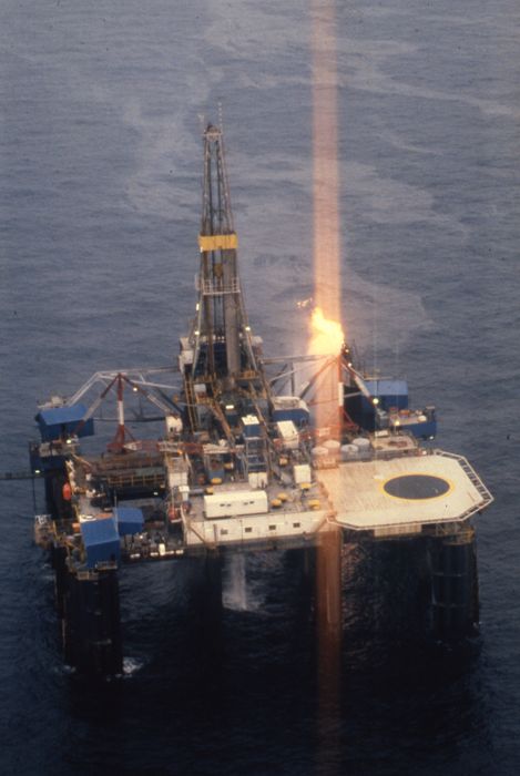 Floating Oil Rig named the Ocean Digger