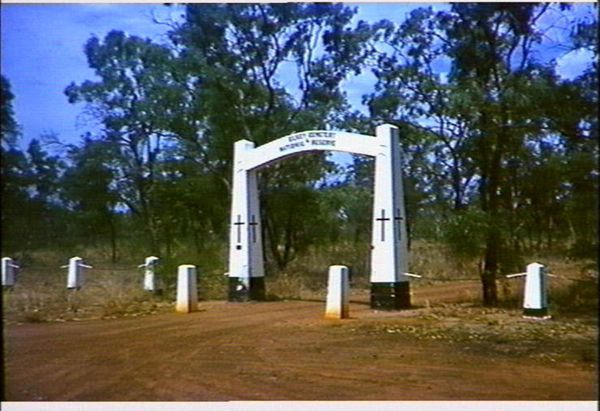 Entrance to Elsey Cemetery