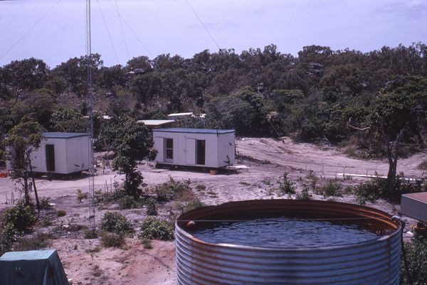 Water service tank