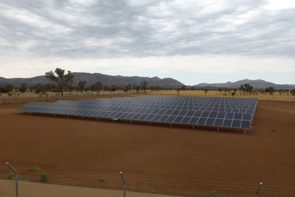Construction completed on Australia' s largest rollout of solar power in remote communities